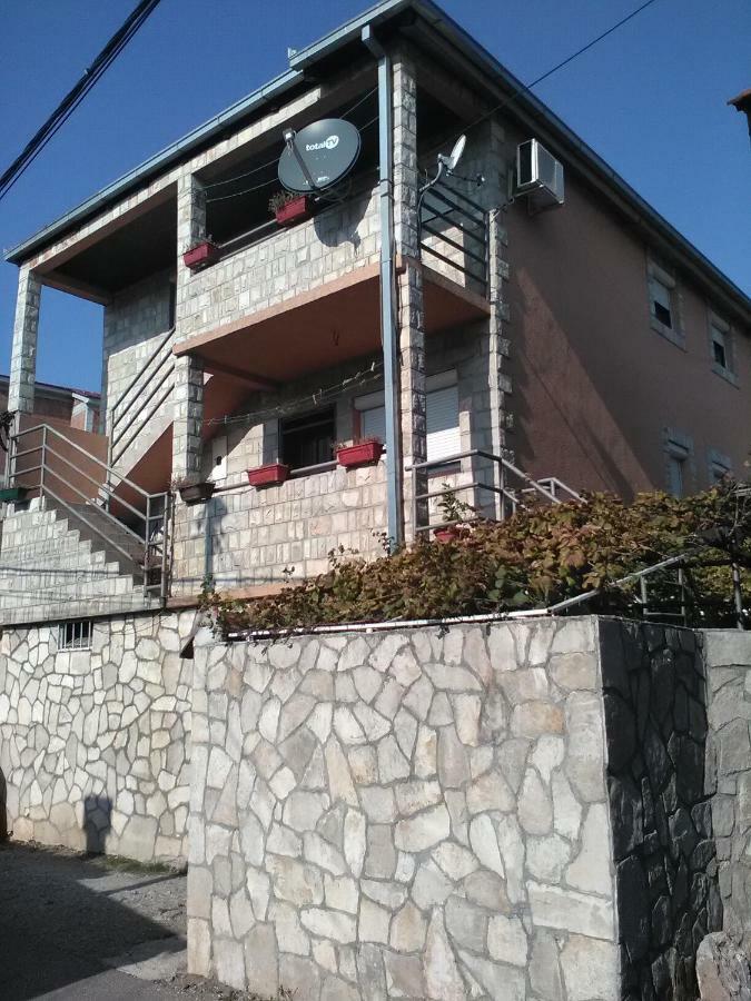 Studio-Apartman Milena Podgorica Exterior photo